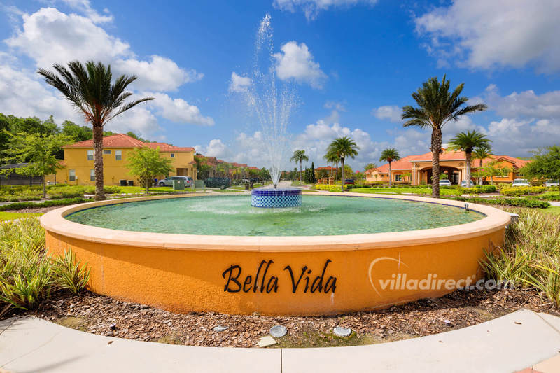 The entrance at Bella Vida