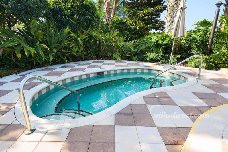 Clubhouse hot-tub