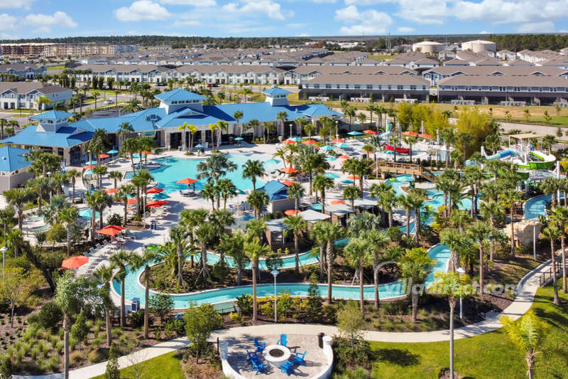 Windsor Island water park and clubhouse