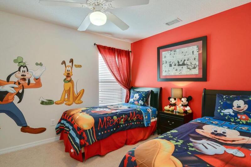 Themed twin bedroom
