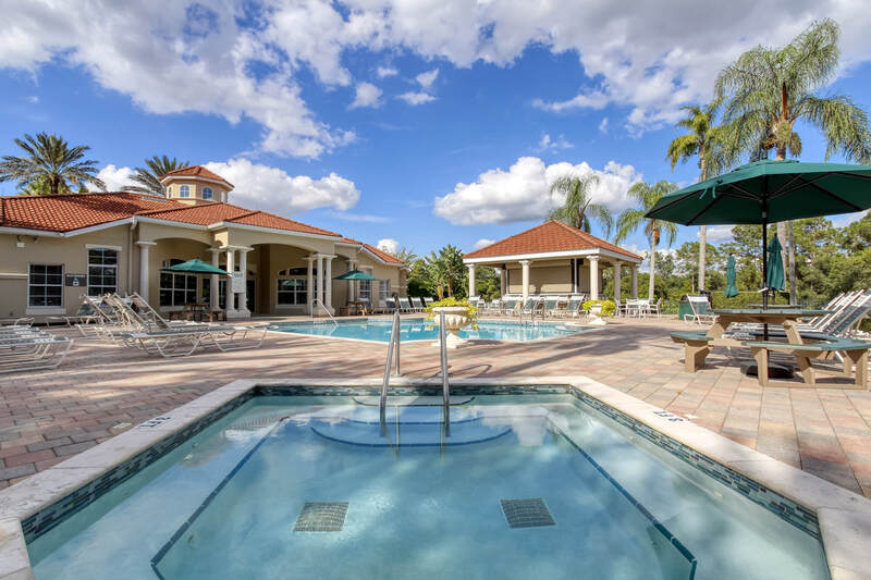 Clubhouse communal hot-tub