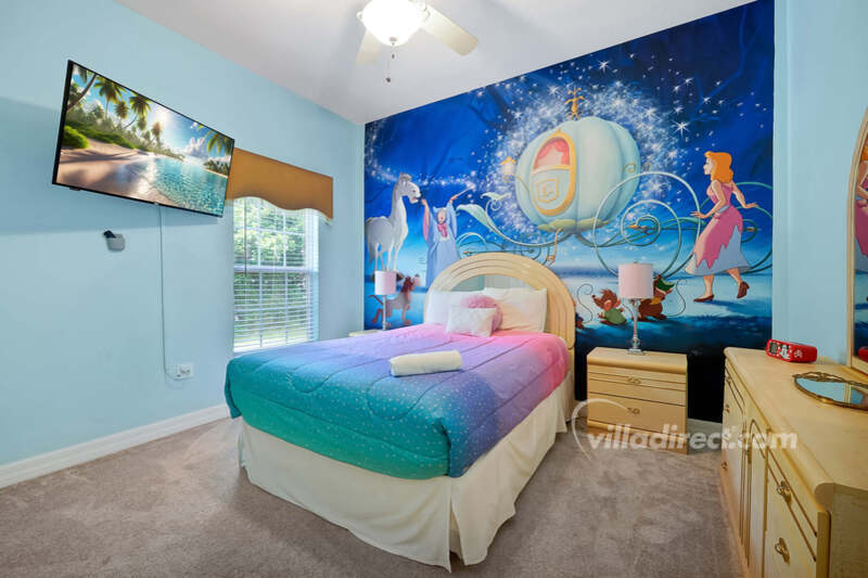 Themed Cinderella bedroom