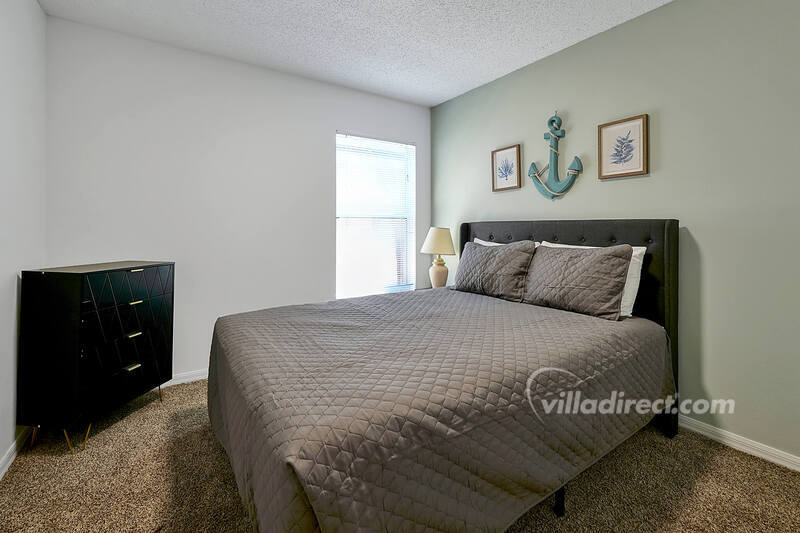 Queen bedroom # 2