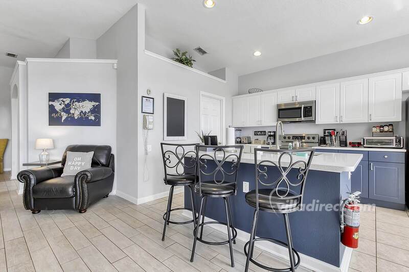 Kitchen island & bar stools