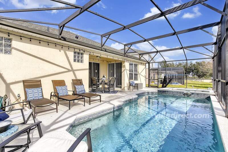 Screened pool deck