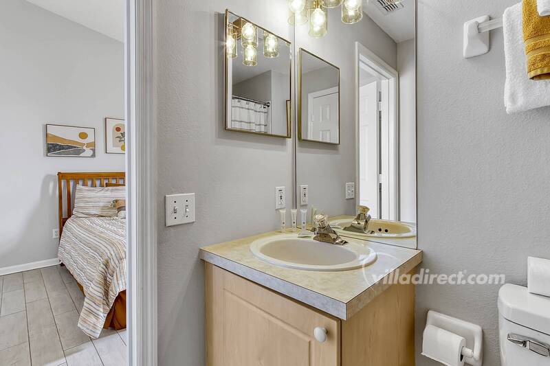 Bedroom 2 bathroom