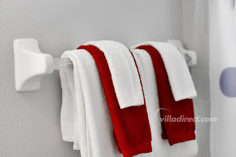Hall bathroom towels