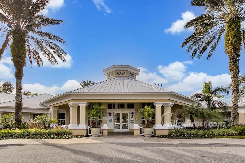 Windsor Palms clubhouse