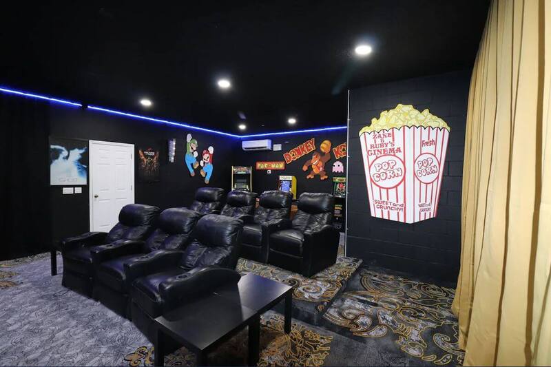 Private Theater