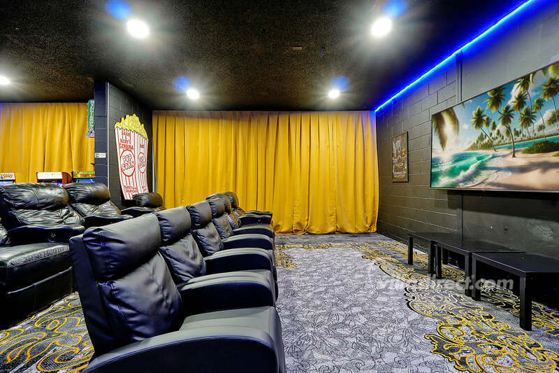 Private Theater