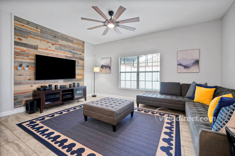 Spacious family room