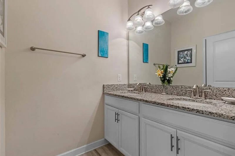 Foyer Bathroom