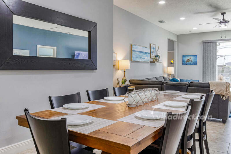 Dining suite