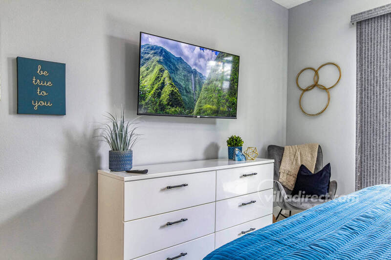 Primary suite 55-inch Smart TV