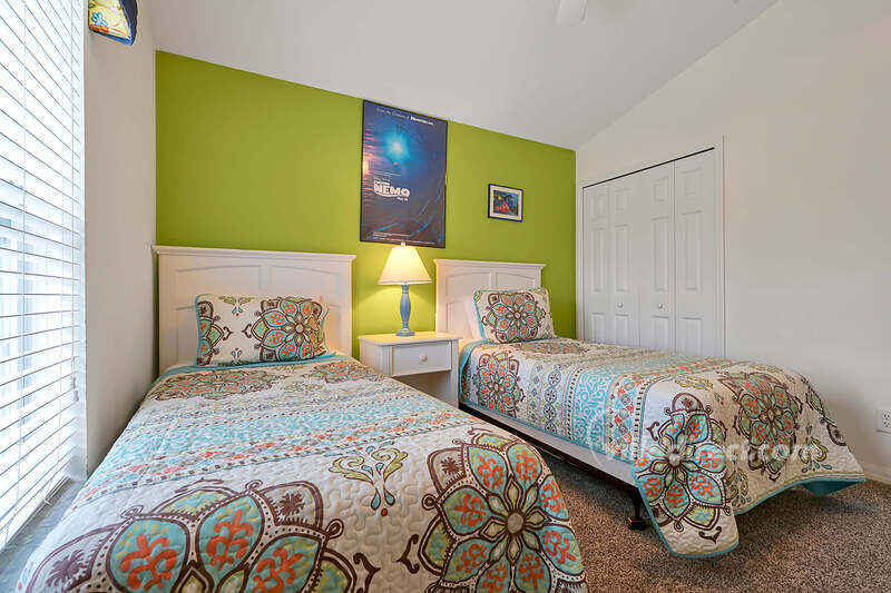Twin bedroom