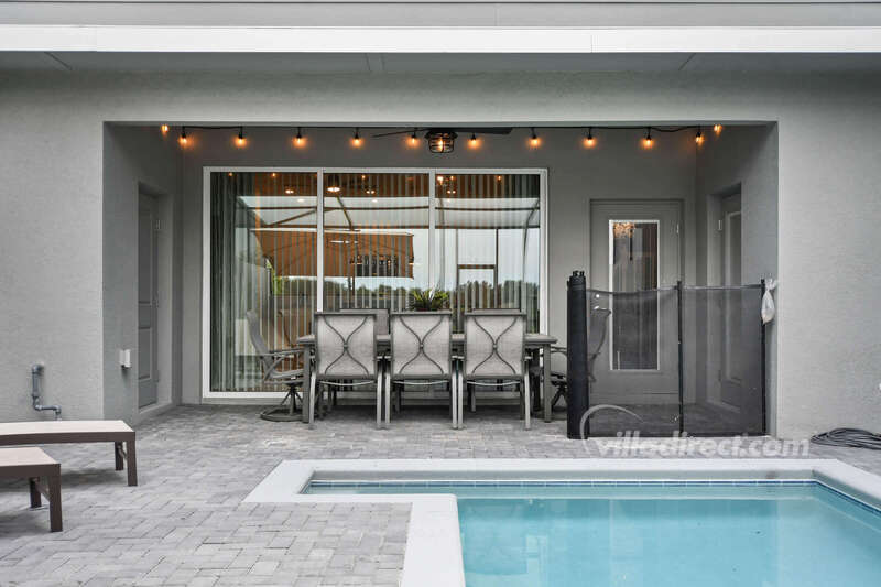 Plunge pool and lanai