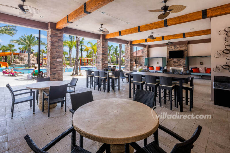 Clubhouse patio dining