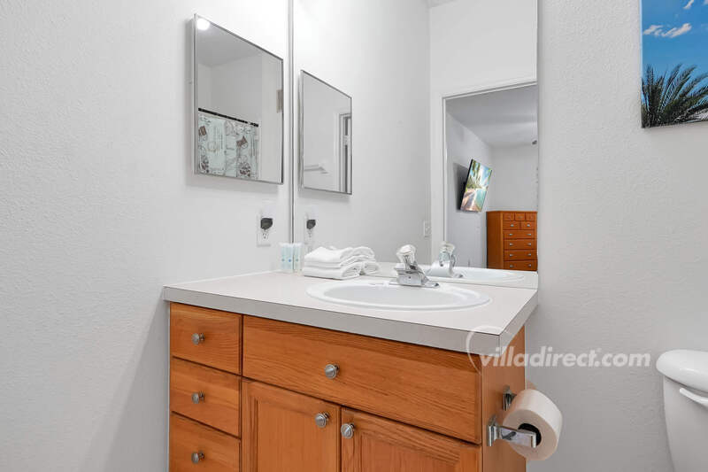 En-suite bathroom
