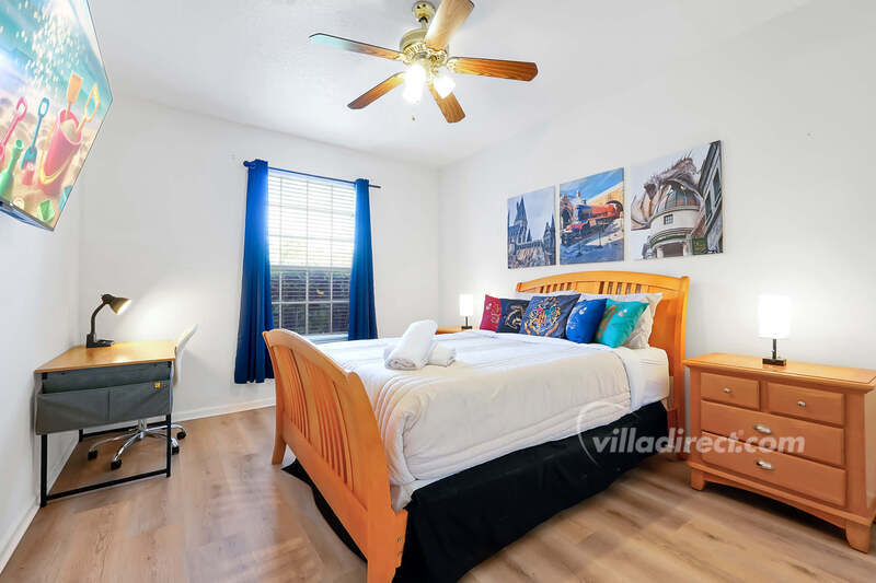Queen bedroom
