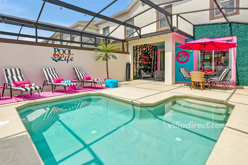 Pool Lounges